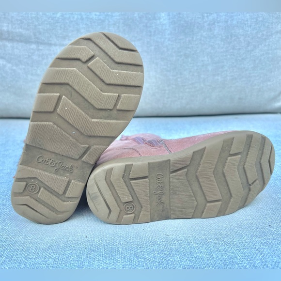 Cat & Jack Faux Suede Boots in Dusty Rose Pink with Ruffles Size 8 - Picture 3 of 10